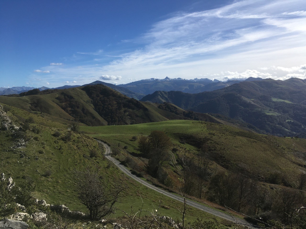 Pic Salhagagne par Bostmenditte depuis Etchebar en boucle -Soule